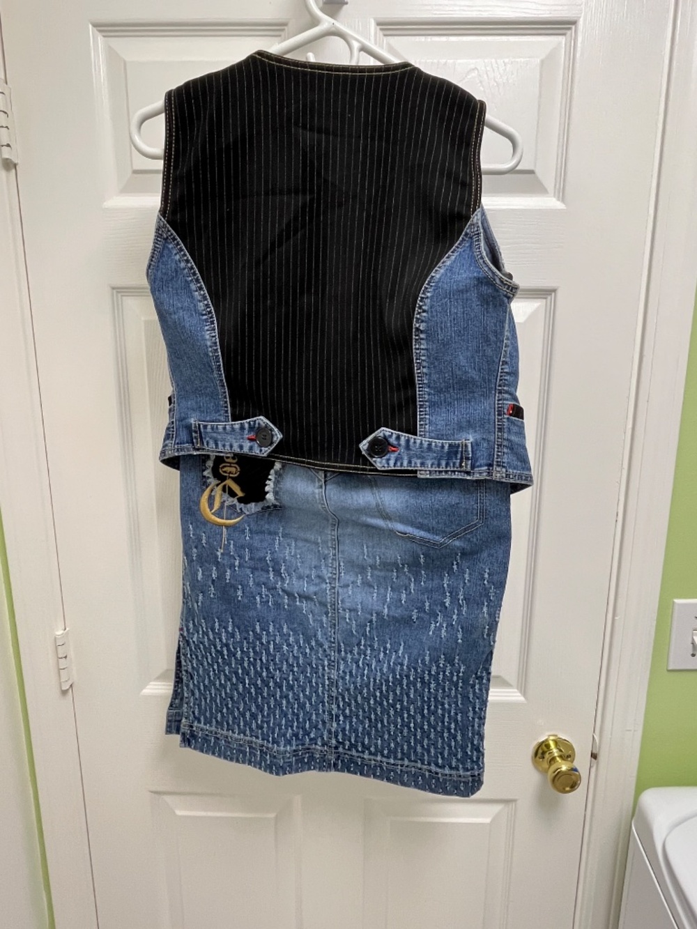 Eckored Women's Denim Vest (M/M/M) and Skirt 7 - Picture 4 of 15